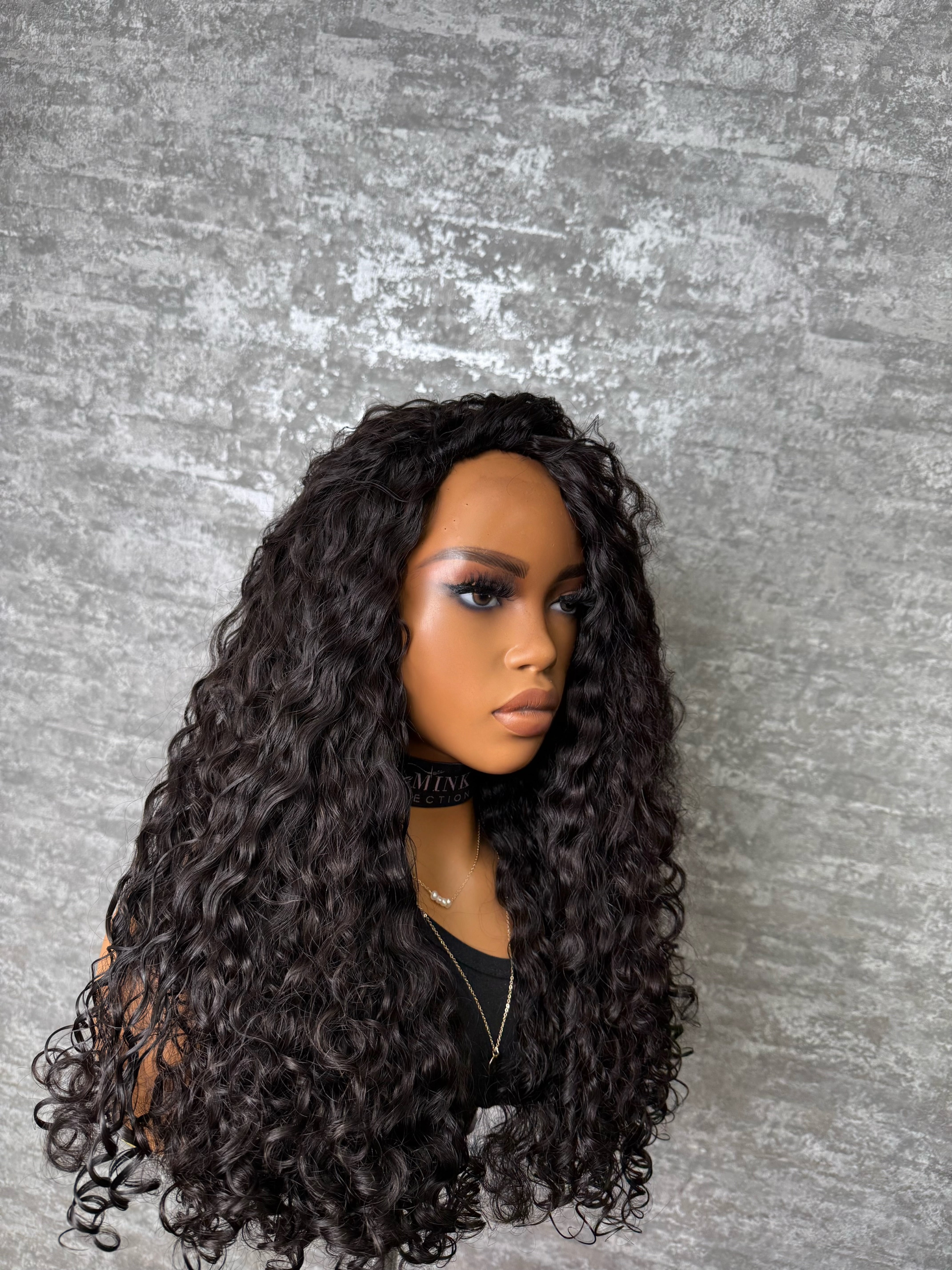 Island Luxe Flip over Wig